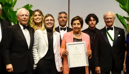 Champion of World Scouting, Margot Bogert