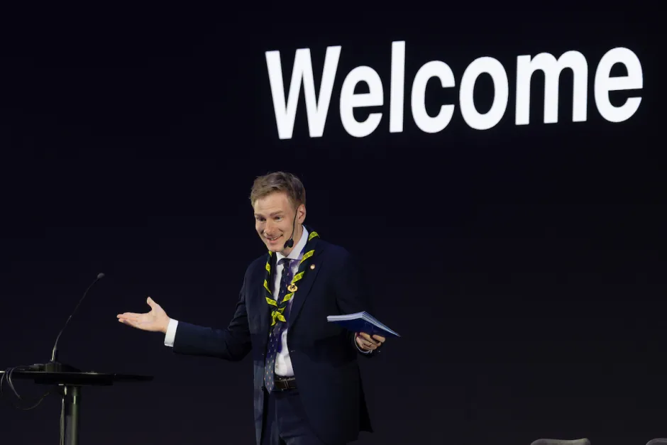 The Leadership Seminar: A Peaceful and Inclusive World 