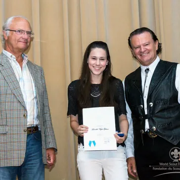 Mrs Meredith Wylie Gibson (US) presented to His Majesty as a new BP Fellow