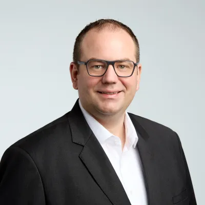 Mr Wolfdieter Schnee